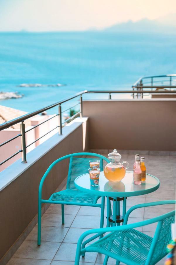 Sea Breeze Experience 公寓 Kavála